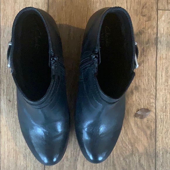 Clarks Shoes - Clark’s black side zipper boots.